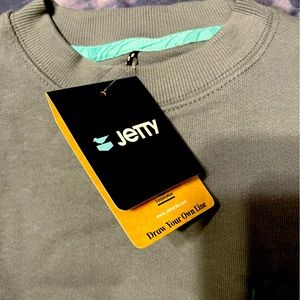 Jetty “White Whale” Cropped Sweater / sweatshirt, NWT